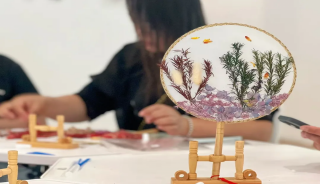 �Ի�Ϊ�� �������ǹ���ĸ�׽���ܰʱ��
